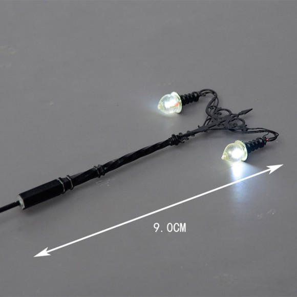 Металлический фонарь 2 для макета М1:50